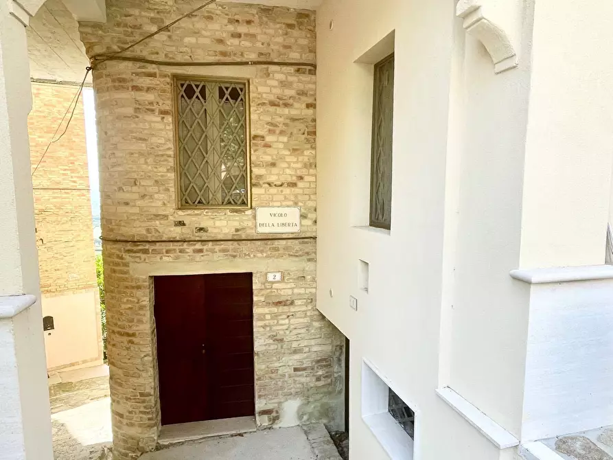 Immagine 50 di Casa indipendente in vendita  in piazza della liberta 18 a Acquaviva Picena