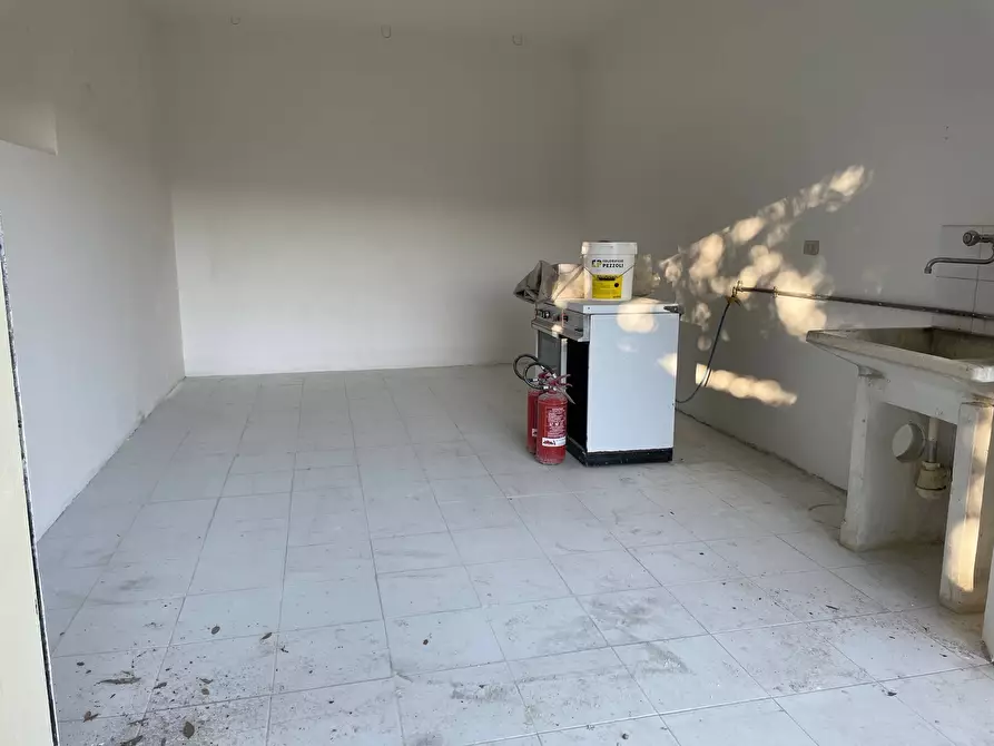 Immagine 21 di Casa indipendente in vendita  in contrada san venanzio a Castignano