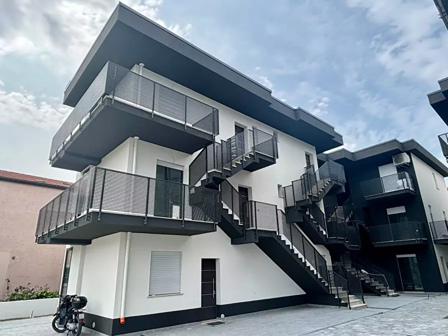 Immagine 2 di Appartamento in vendita  in via asiago a Civitanova Marche