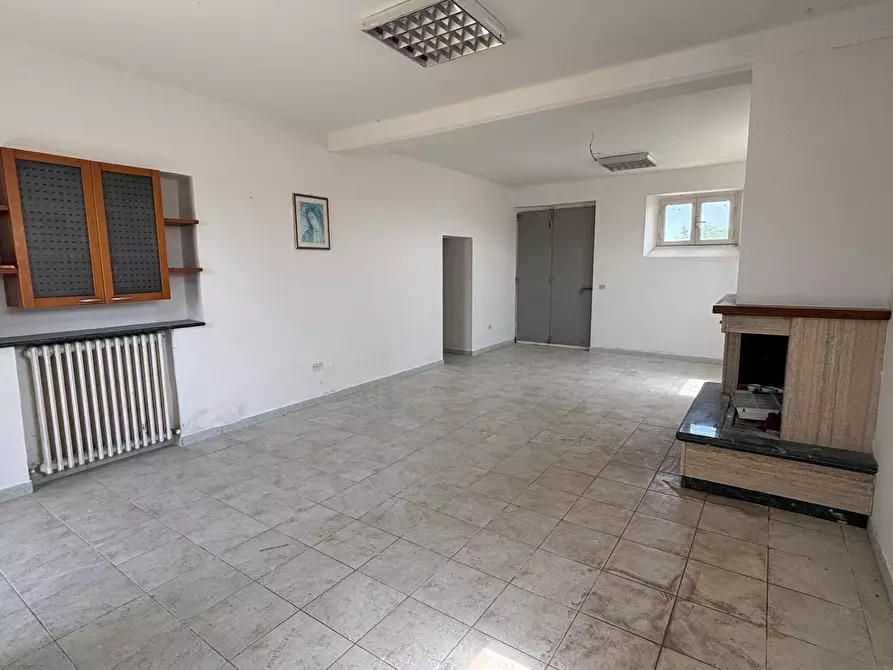 Immagine 9 di Casa indipendente in vendita  in contrada san venanzio a Castignano