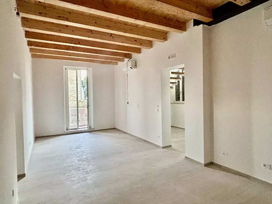 Immagine 3 di Appartamento in vendita  a Cupra Marittima