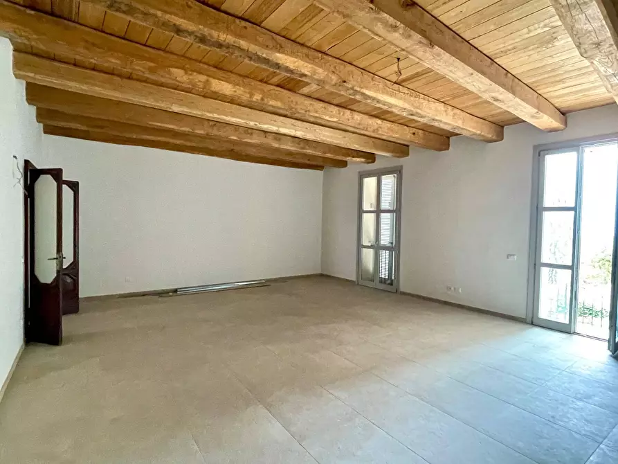 Immagine 2 di Casa indipendente in vendita  in via sapienza a Fermo