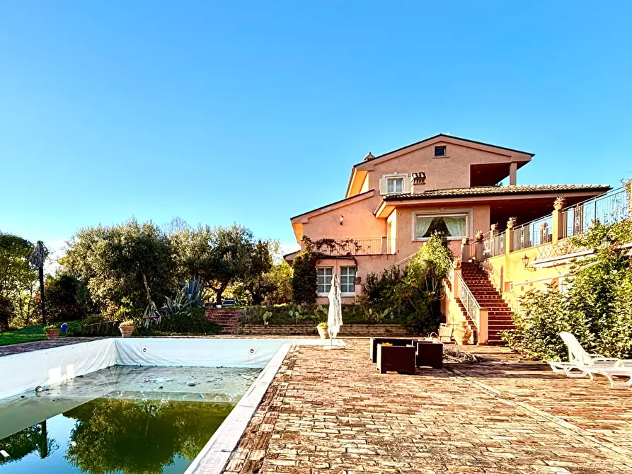 Immagine 16 di Villa in vendita  in contrada cavallino a Civitanova Marche