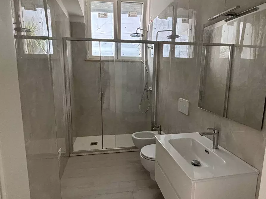 Immagine 11 di Appartamento in vendita  a San Benedetto Del Tronto