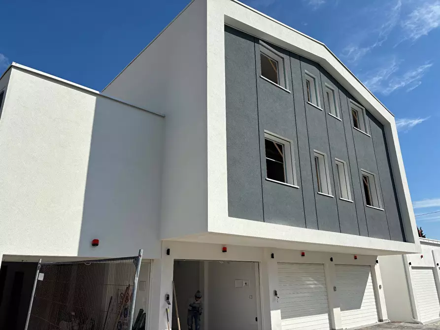 Immagine 3 di Appartamento in vendita  in corso mazzini a San Benedetto Del Tronto