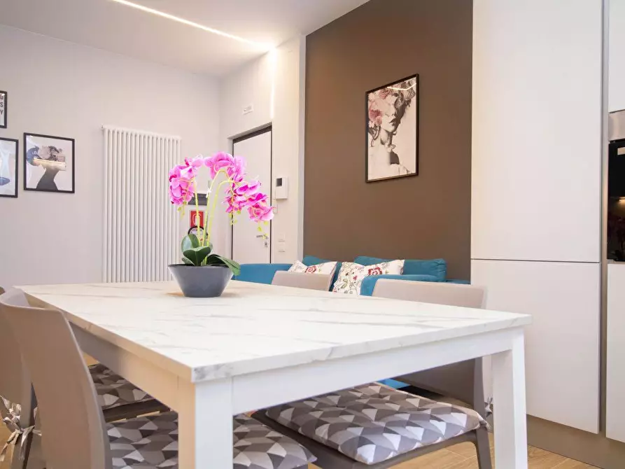 Immagine 3 di Appartamento in vendita  in corso Garibaldi a Civitanova Marche