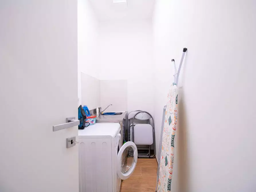 Immagine 15 di Appartamento in vendita  in corso Garibaldi a Civitanova Marche