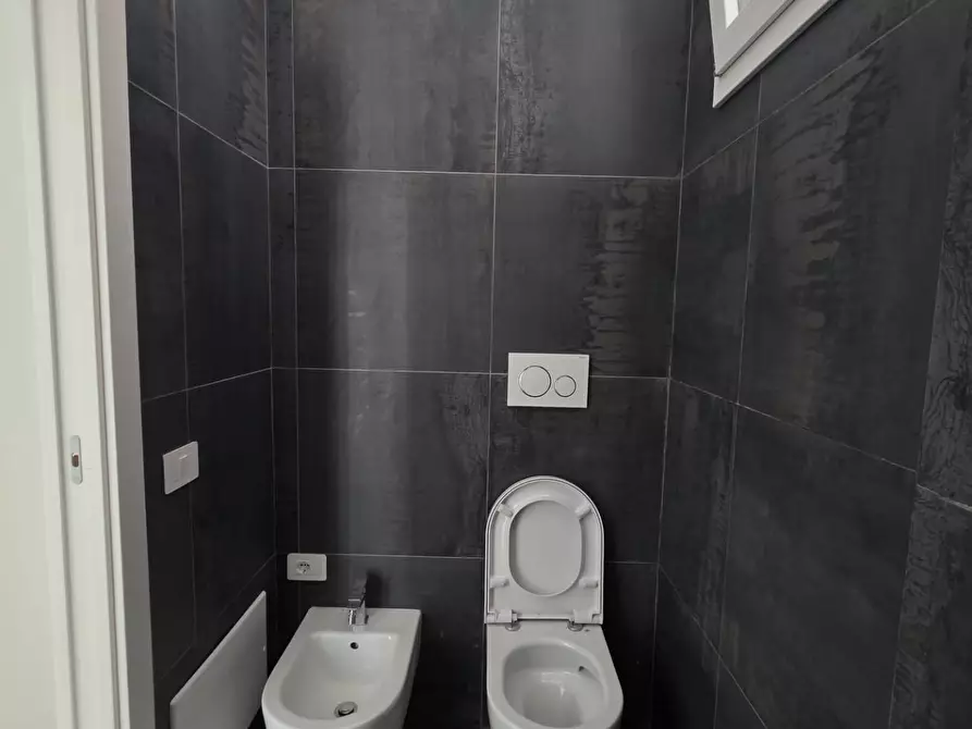 Immagine 11 di Appartamento in vendita  in via cadamosto a Civitanova Marche