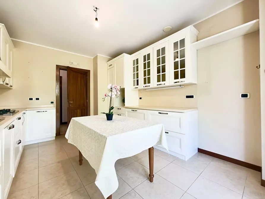 Immagine 17 di Villa in vendita  in via trento 91 a San Benedetto Del Tronto
