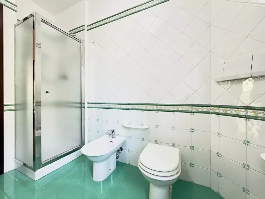 Immagine 28 di Villa in vendita  in via trento 91 a San Benedetto Del Tronto