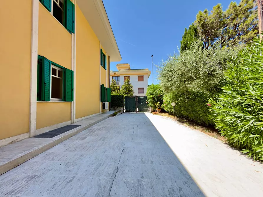 Immagine 11 di Appartamento in vendita  in via trento 91 a San Benedetto Del Tronto