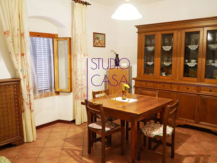 Immagine 2 di Appartamento in vendita  in via rota a Bucine