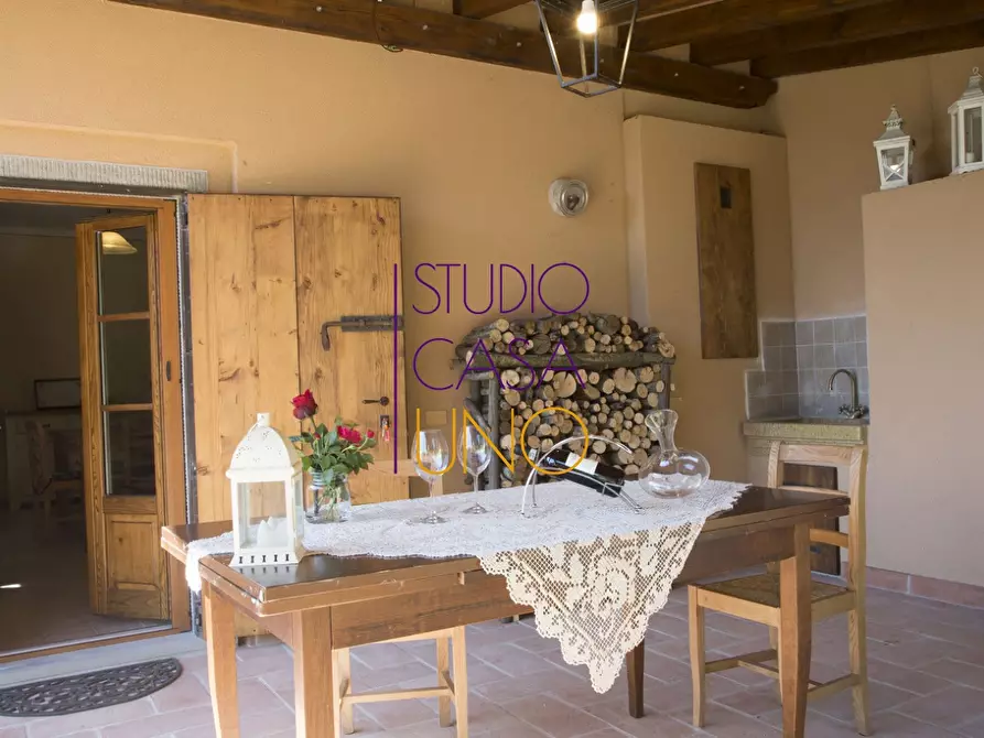 Immagine 16 di Villa in vendita  in VIA SETTEPONTI a Terranuova Bracciolini