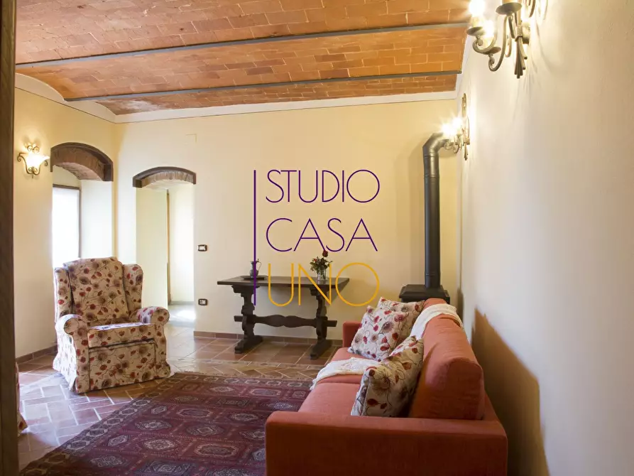 Immagine 18 di Villa in vendita  in VIA SETTEPONTI a Terranuova Bracciolini