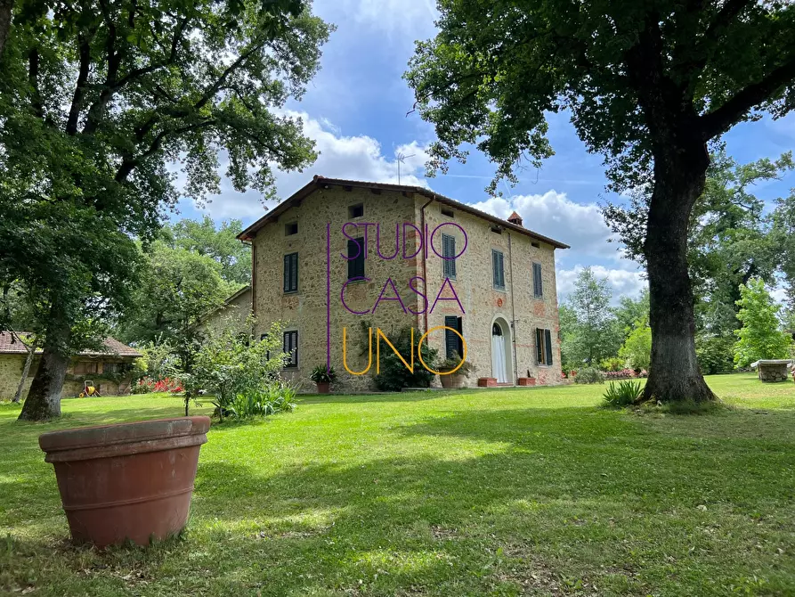 Immagine 2 di Rustico / casale in vendita  in via la pace a Bucine