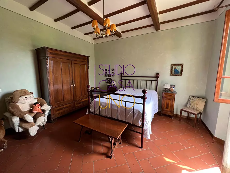 Immagine 9 di Rustico / casale in vendita  in via la pace a Bucine