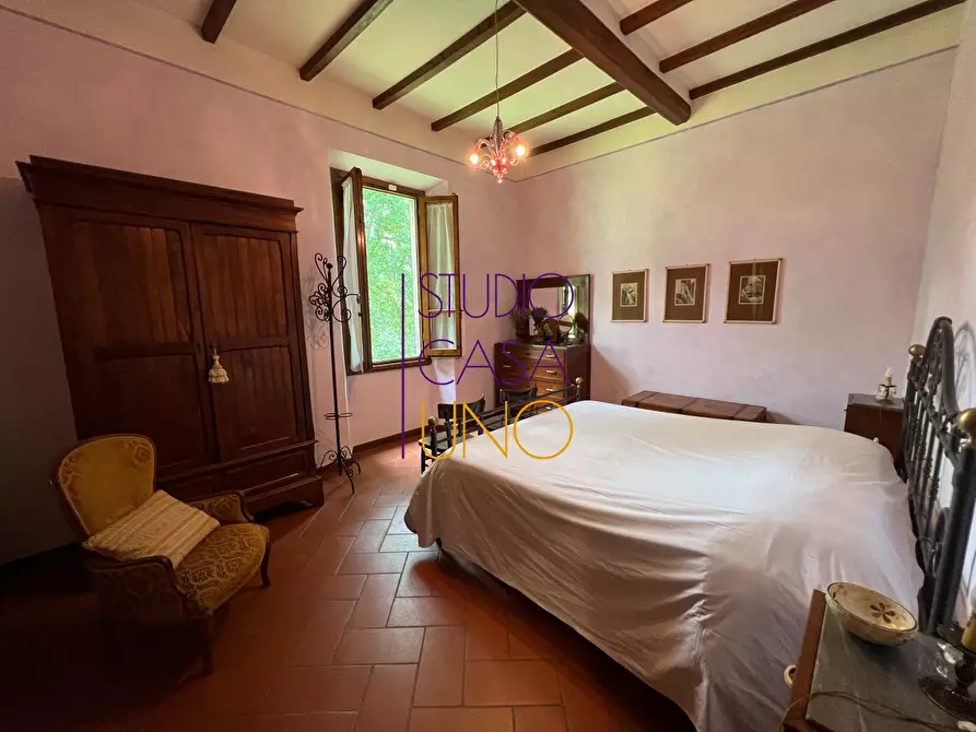 Immagine 11 di Rustico / casale in vendita  in via la pace a Bucine