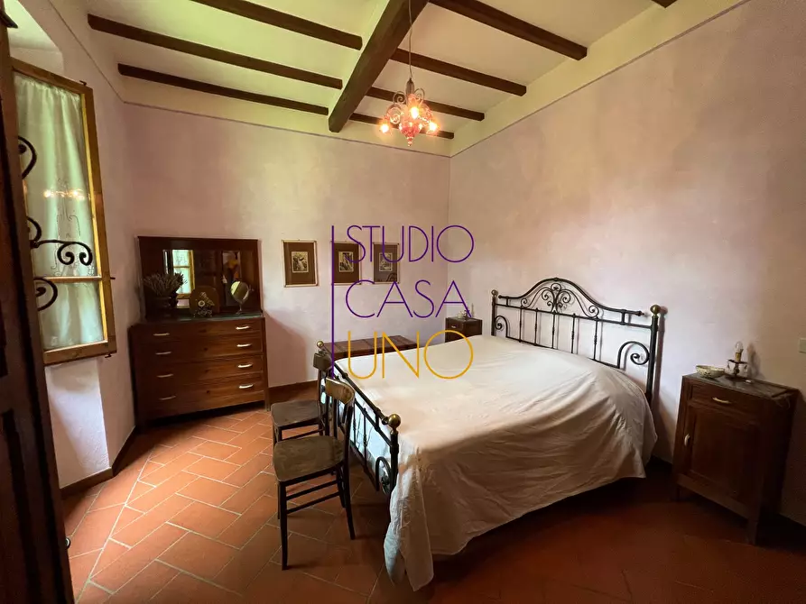 Immagine 12 di Rustico / casale in vendita  in via la pace a Bucine