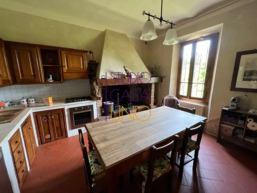 Immagine 13 di Rustico / casale in vendita  in via la pace a Bucine