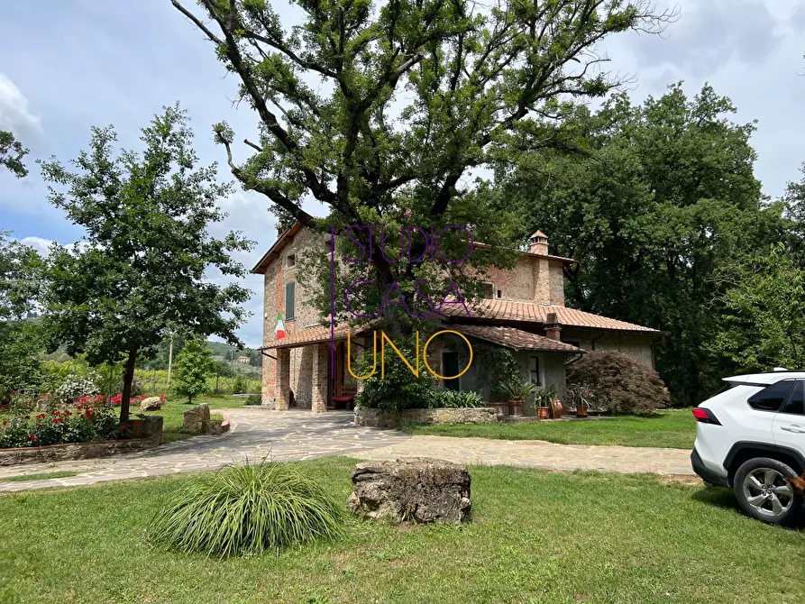 Immagine 25 di Rustico / casale in vendita  in via la pace a Bucine