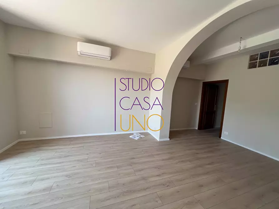 Immagine 2 di Casa indipendente in vendita  a Montevarchi