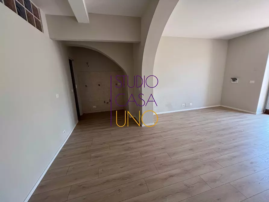 Immagine 6 di Casa indipendente in vendita  a Montevarchi