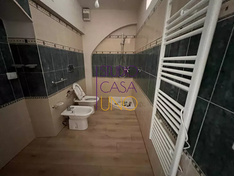 Immagine 13 di Casa indipendente in vendita  a Montevarchi