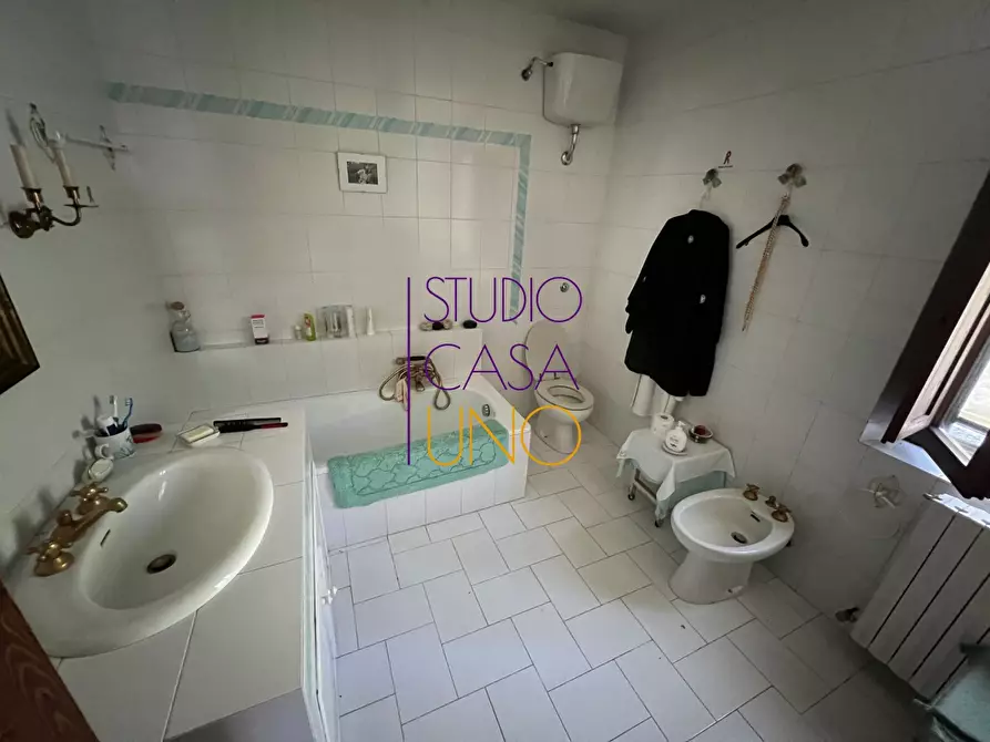 Immagine 34 di Rustico / casale in vendita  in via di moncioni a Montevarchi