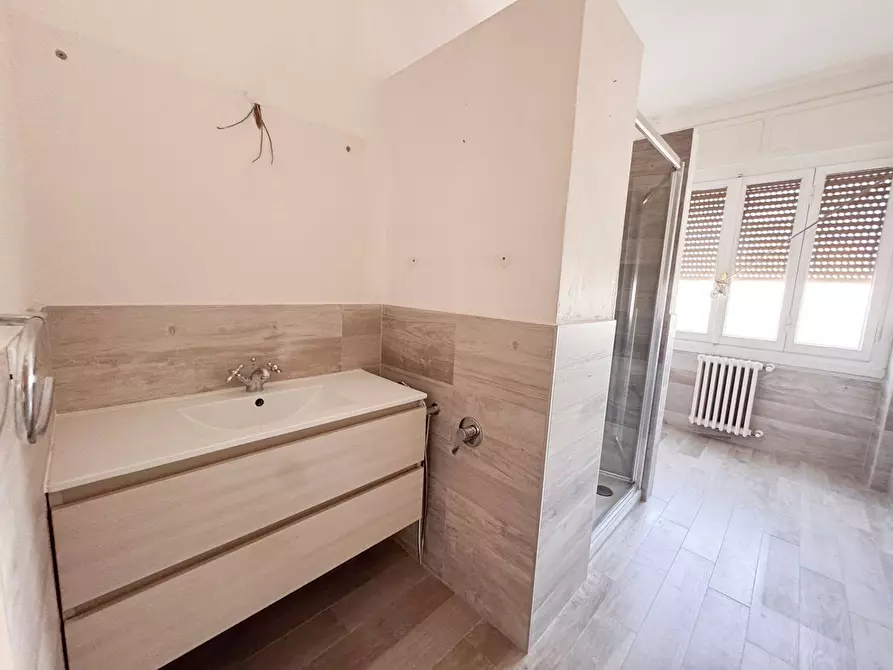 Immagine 15 di Appartamento in vendita  in piazza san francesco 1 a Terranuova Bracciolini