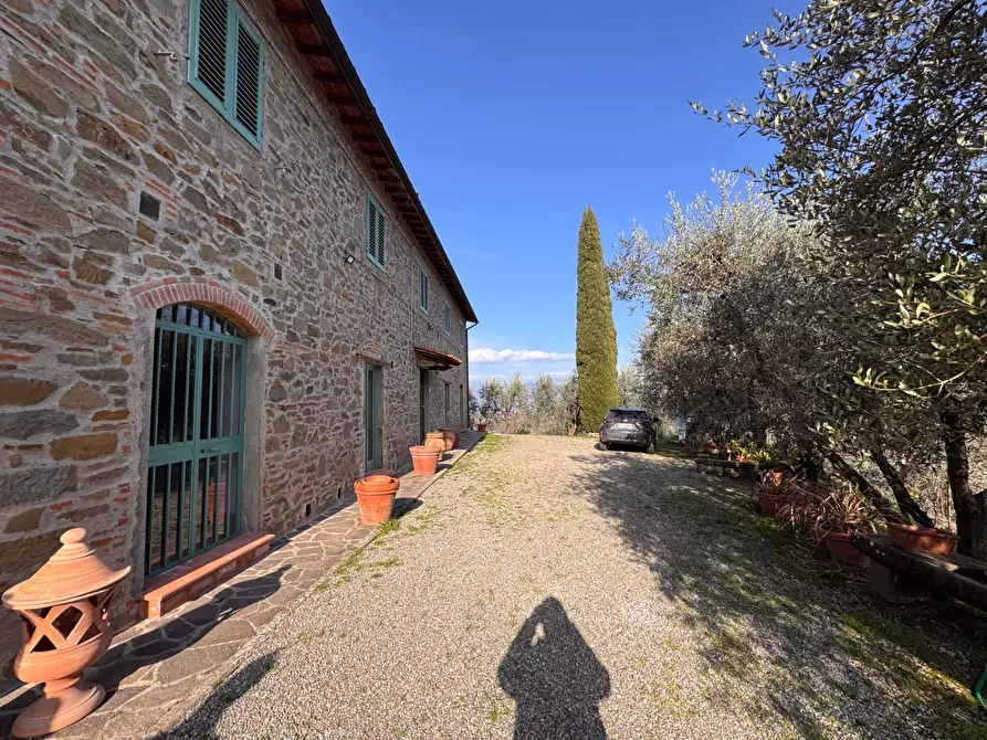 Immagine 2 di Rustico / casale in vendita  in via della chiantigiana 300 a Montevarchi