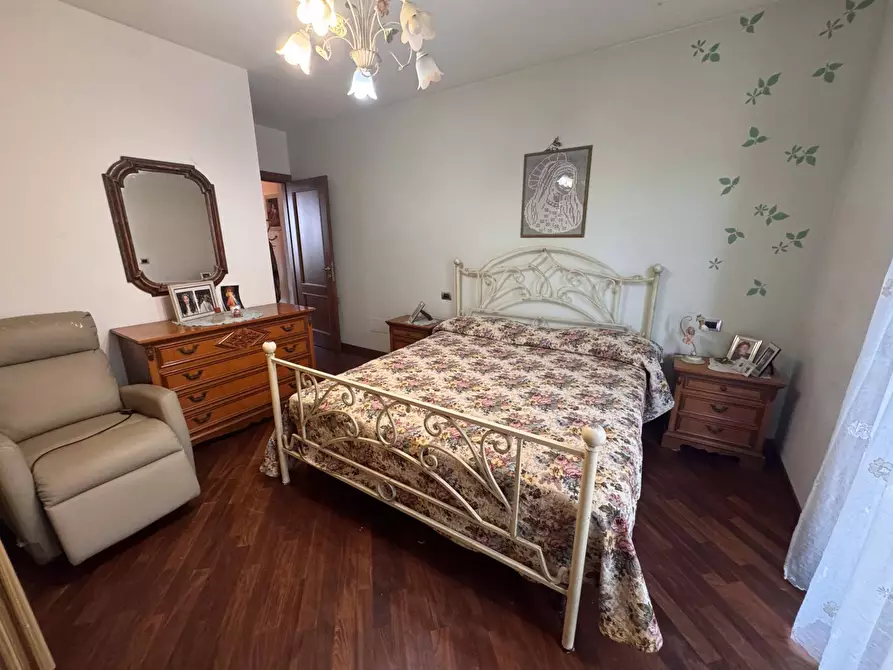 Immagine 9 di Villa in vendita  in strada setteoponti a Loro Ciuffenna