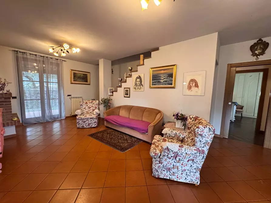 Immagine 4 di Villa in vendita  in strada setteoponti a Loro Ciuffenna