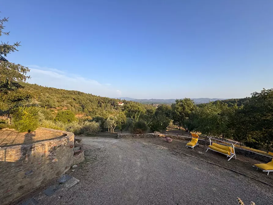Immagine 17 di Villa in vendita  in strada setteoponti a Loro Ciuffenna