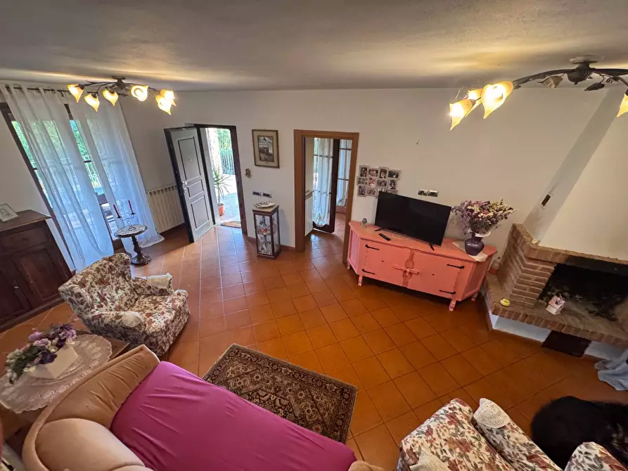 Immagine 5 di Villa in vendita  in strada setteoponti a Loro Ciuffenna