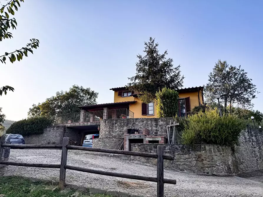 Immagine 2 di Villa in vendita  in strada setteoponti a Loro Ciuffenna