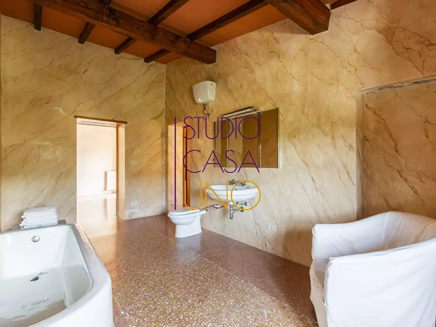 Immagine 19 di Rustico / casale in vendita  in via chiantigiana 78 a Radda In Chianti