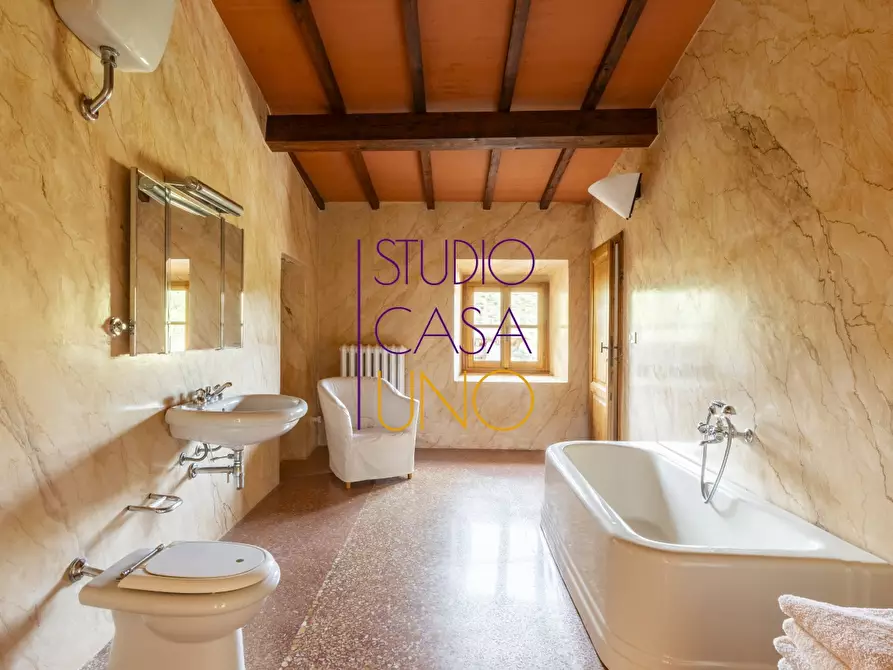 Immagine 20 di Rustico / casale in vendita  in via chiantigiana 78 a Radda In Chianti