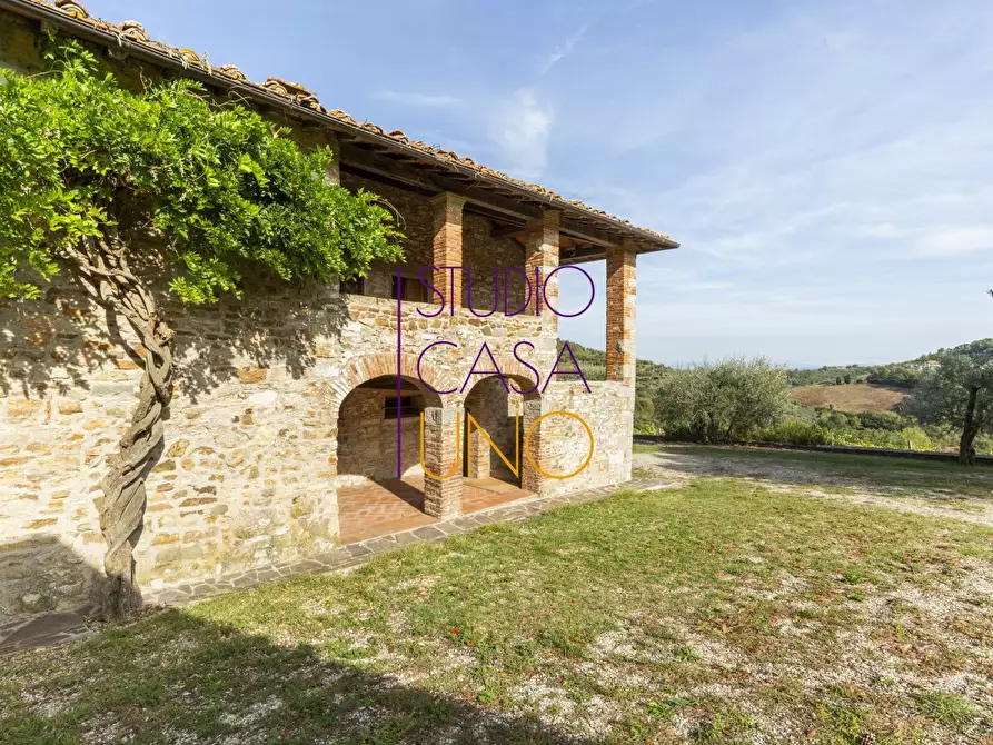Immagine 1 di Rustico / casale in vendita  in via chiantigiana 78 a Gaiole In Chianti