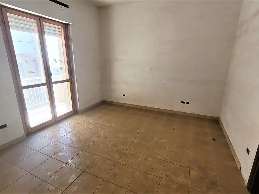 Immagine 3 di Palazzo in vendita  in Aristofane a Siracusa