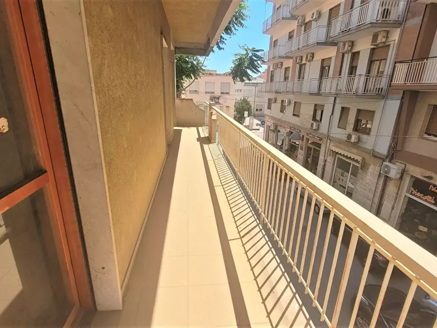 Immagine 6 di Palazzo in vendita  in Aristofane a Siracusa