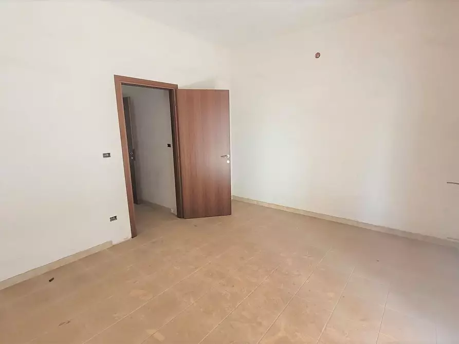 Immagine 7 di Palazzo in vendita  in Aristofane a Siracusa