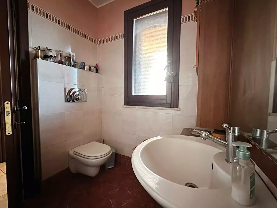 Immagine 10 di Villa in vendita  in Via Pietro Fillioley a Siracusa