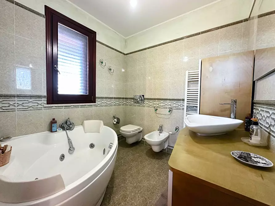 Immagine 19 di Villa in vendita  in Via Pietro Fillioley a Siracusa