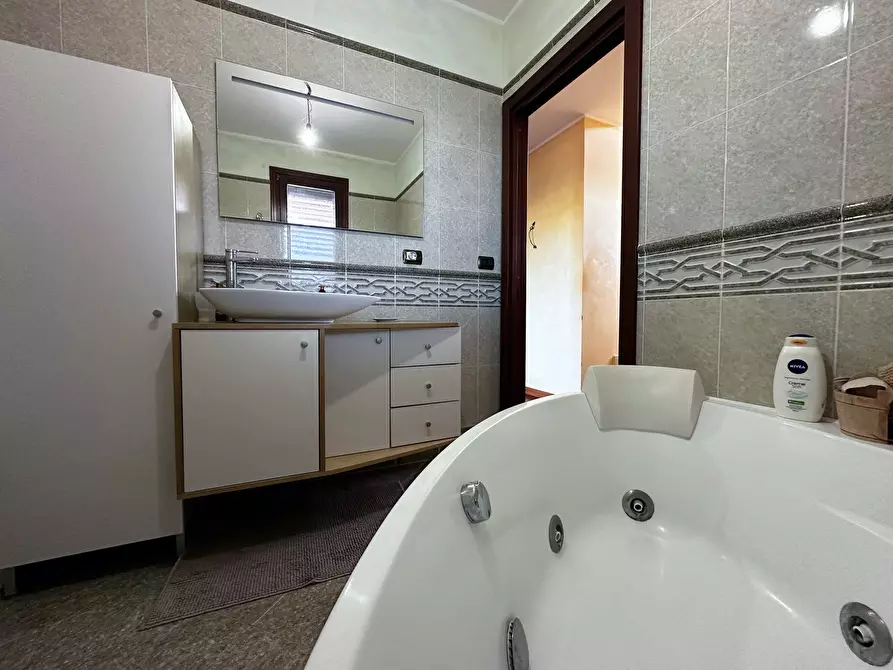 Immagine 20 di Villa in vendita  in Via Pietro Fillioley a Siracusa