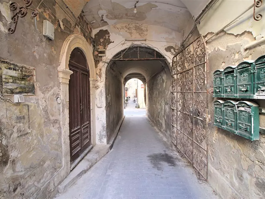 Immagine 20 di Appartamento in vendita  in Via Maestranza a Siracusa