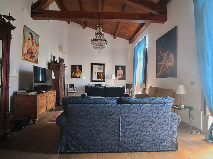 Immagine 1 di Appartamento in vendita  in Umberto I 89 a Siracusa