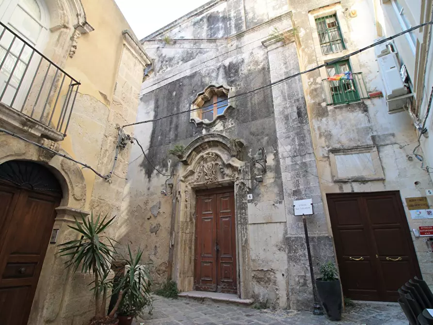 Immagine 1 di Palazzo in vendita  in Piazza Archimede a Siracusa