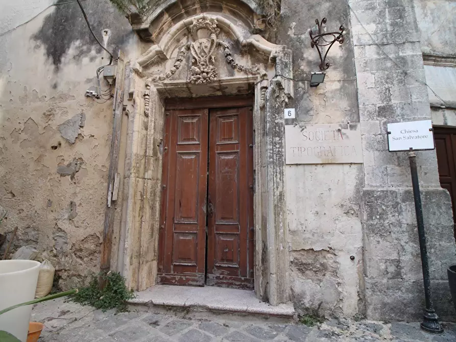 Immagine 4 di Palazzo in vendita  in Piazza Archimede a Siracusa