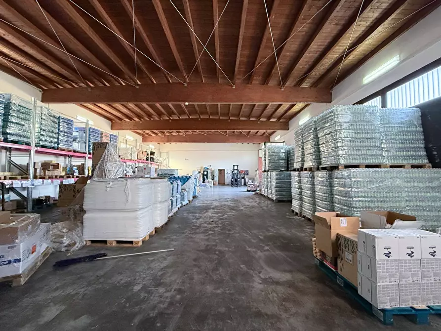 Immagine 6 di Capannone industriale in affitto  in Via Elorina snc a Siracusa