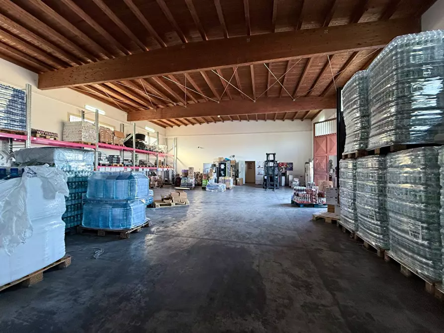 Immagine 7 di Capannone industriale in affitto  in Via Elorina snc a Siracusa